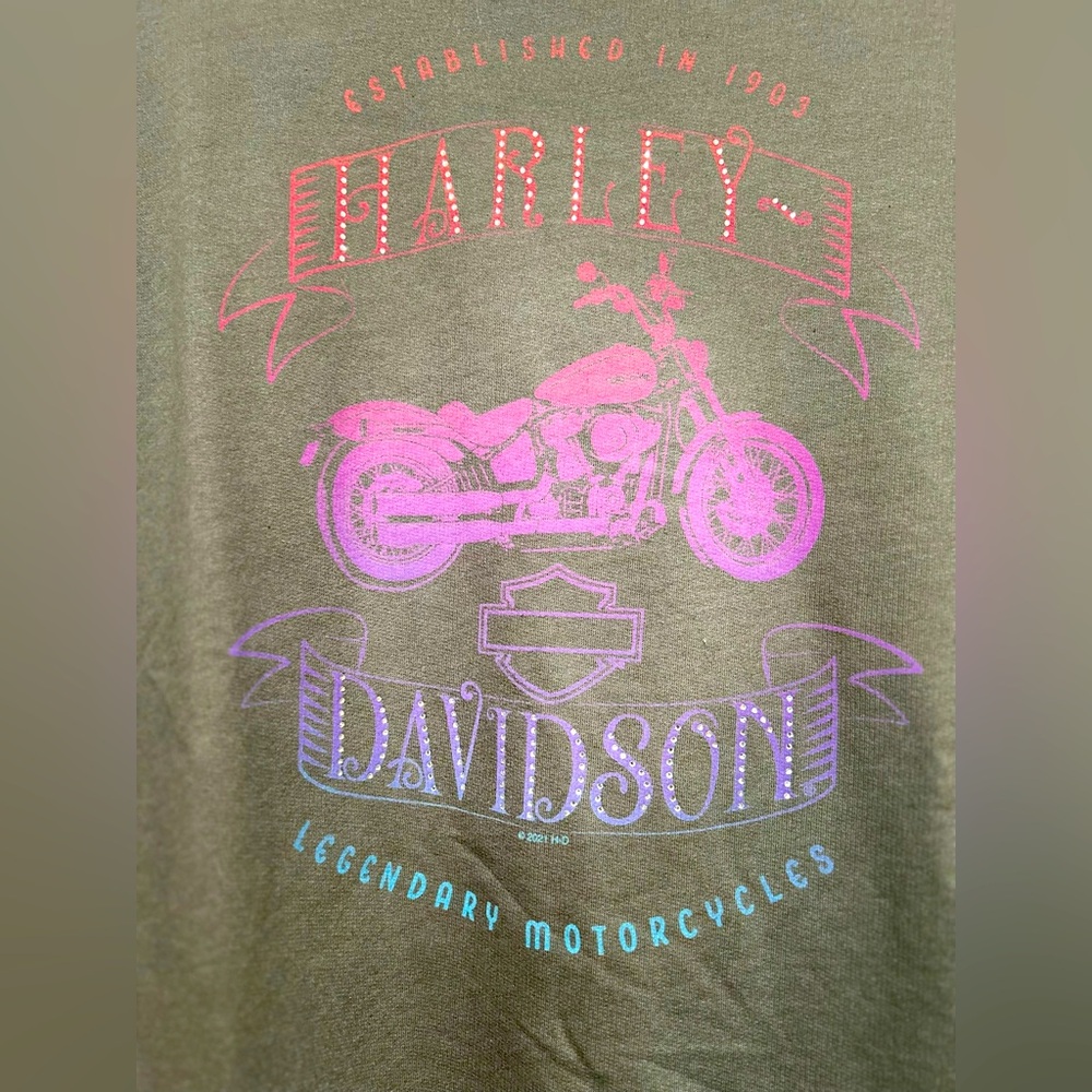 Harley Davidson Long Sleeve “Bling-y” Shirt (XL) - Picture 2 of 6